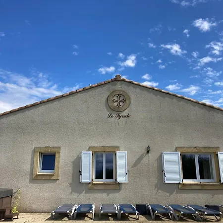 Cosy With Pool Villa