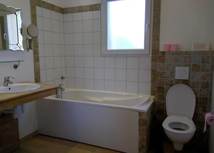 Cosy With Pool Villa Montbrun-des-Corbières