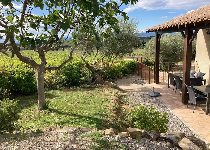 Cosy With Pool Villa Montbrun-des-Corbières